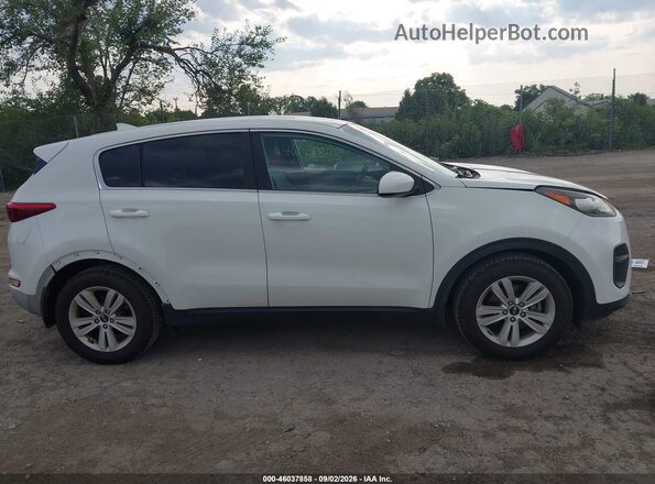 KNDPM3AC4J7385262 2018 KIA SPORTAGE Белый Вид задней части салона