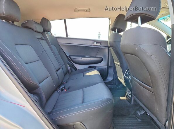 KNDPM3AC5L7836069 2020 KIA SPORTAGE Silver Vista interior trasera