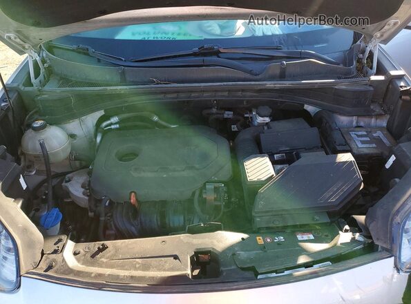 KNDPM3AC7L7835134 2020 KIA SPORTAGE Silver Engine compartment view