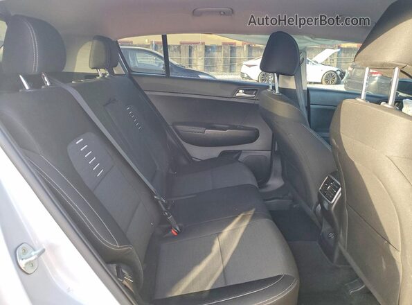 KNDPM3AC7N7946205 2022 KIA SPORTAGE Silver Vista interior trasera