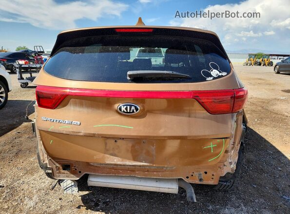 KNDPM3AC8J7481945 2018 KIA SPORTAGE Tan Հետևի տեսք