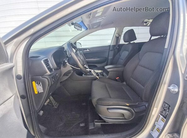 KNDPM3AC8K7590813 2019 KIA SPORTAGE Silver Vista interior delantera