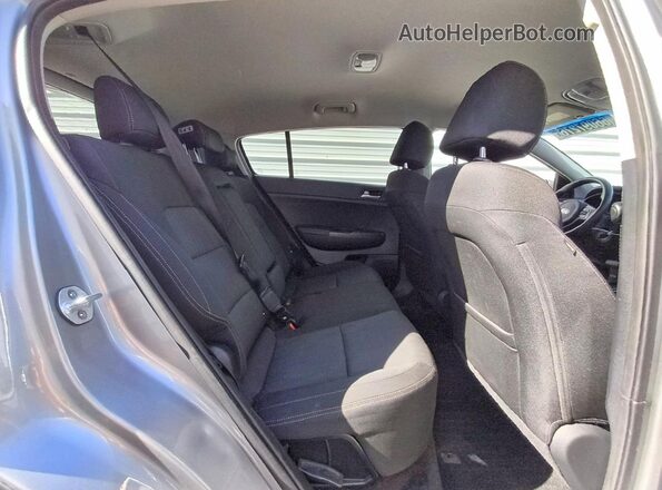 KNDPM3AC8K7590813 2019 KIA SPORTAGE Silver Vista interior trasera