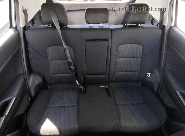 KNDPM3AC8K7590813 2019 KIA SPORTAGE Silver Vista de los asientos traseros