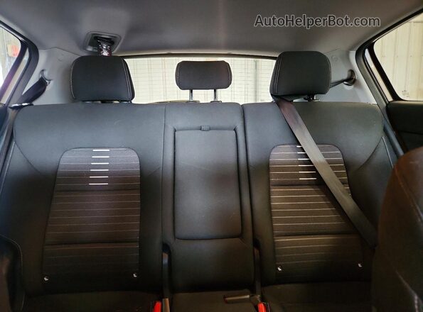 KNDPMCAC4J7383818 2018 KIA SPORTAGE Gray Vista de los asientos traseros