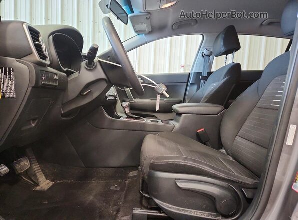 KNDPMCAC4J7383818 2018 KIA SPORTAGE Gray Vista interior delantera