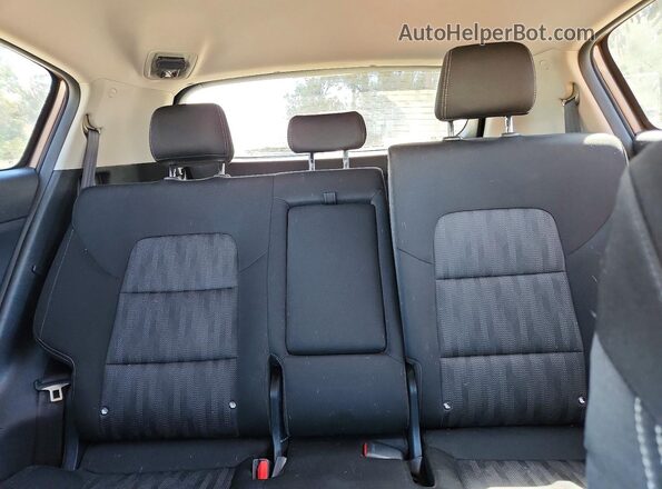 KNDPMCAC5H7154090 2017 KIA SPORTAGE Orange Вид задніх сидінь