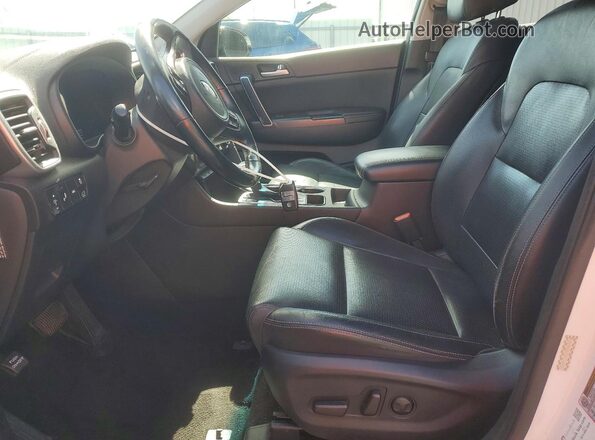 KNDPN3AC5H7158038 2017 KIA SPORTAGE White Widok wnętrza z przodu