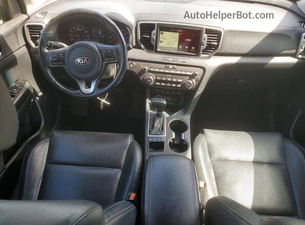 KNDPN3AC5H7158038 2017 KIA SPORTAGE White Widok deski rozdzielczej
