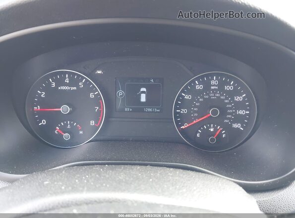 KNDPN3AC5H7225561 2017 KIA SPORTAGE Серый Вид задних сидений