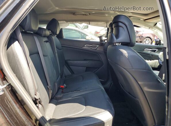 KNDPVCAG1P7040537 2023 KIA SPORTAGE Black Widok tylnych siedzeń