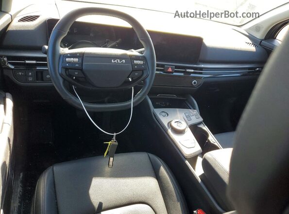 KNDPVDDG1T7269814 2026 KIA SPORTAGE Gray Dashboard view
