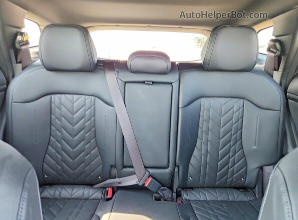 KNDPZDDH3S7242044 2025 KIA SPORTAGE White Вид задніх сидінь