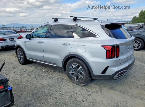 KNDRGDLG9N5085868 2022 KIA SORENTO Silver Trasero izquierdo