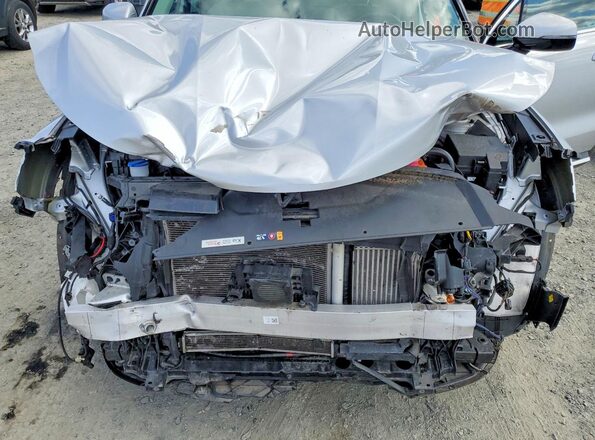 KNDRGDLG9N5085868 2022 KIA SORENTO Silver Vista del compartimento del motor