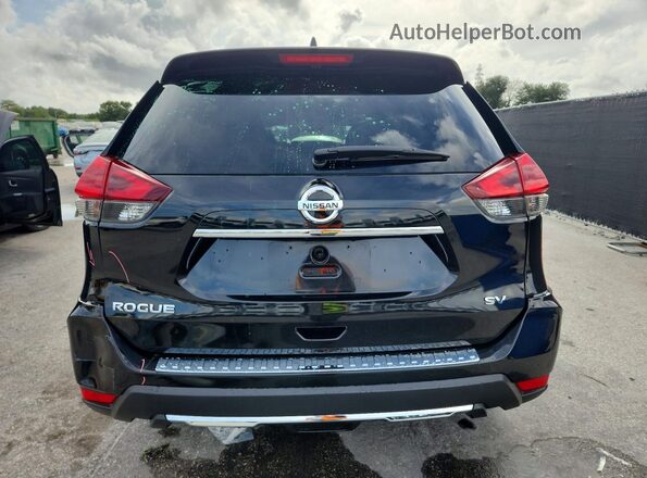 KNMAT2MT0JP621940 2018 NISSAN ROGUE Black Widok z tyłu