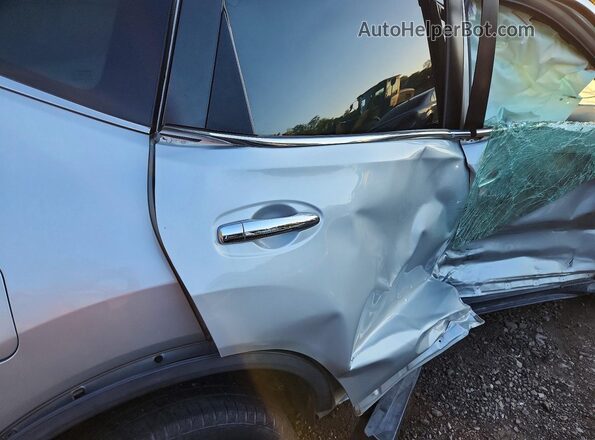 KNMAT2MT0LP540049 2020 NISSAN ROGUE Серебряный Вид задней части салона