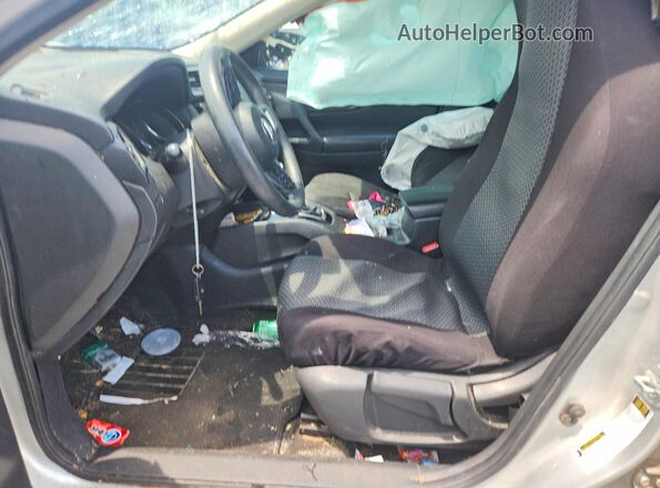 KNMAT2MT1HP504765 2017 NISSAN ROGUE Silver Vista interior delantera