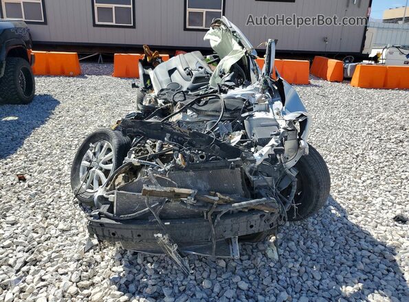 KNMAT2MT1JP528070 2018 NISSAN ROGUE Серебряный Вид спереди