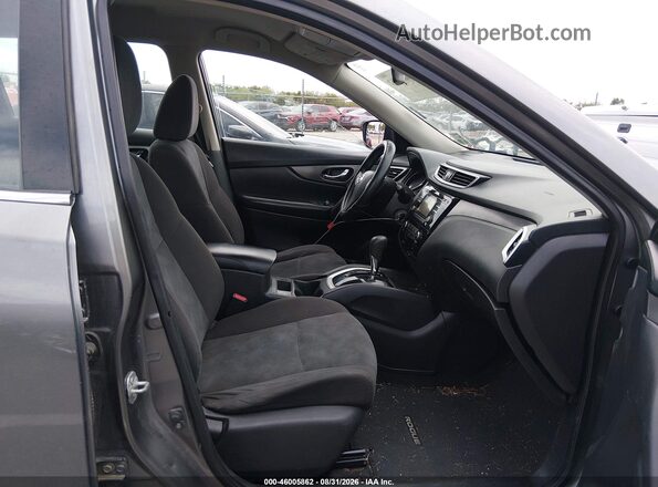 KNMAT2MT2GP700731 2016 NISSAN ROGUE Gray Front interior view