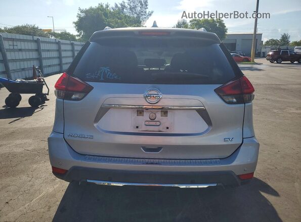 KNMAT2MT2LP522524 2020 NISSAN ROGUE Серебряный Вид сзади