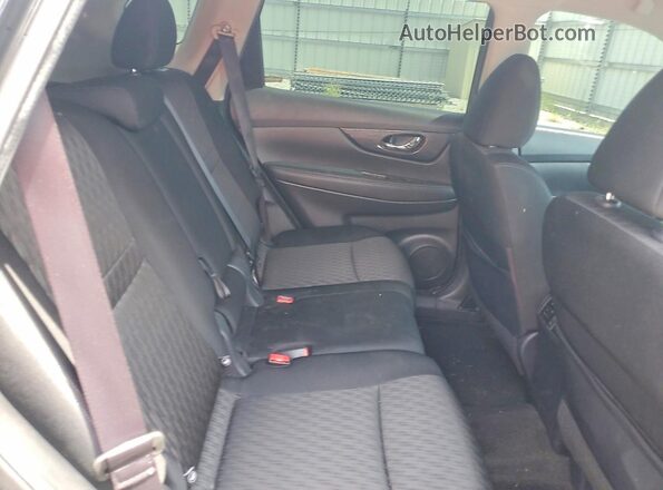 KNMAT2MT4HP521771 2017 NISSAN ROGUE Черный Вид задней части салона