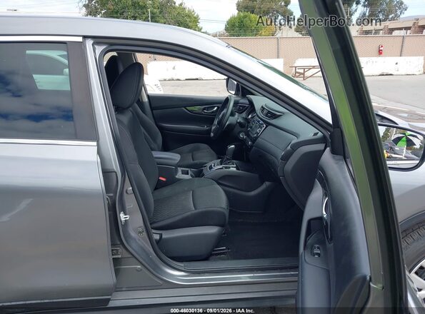 KNMAT2MT5HP608501 2017 NISSAN ROGUE Gray წინა სალონის ხედი