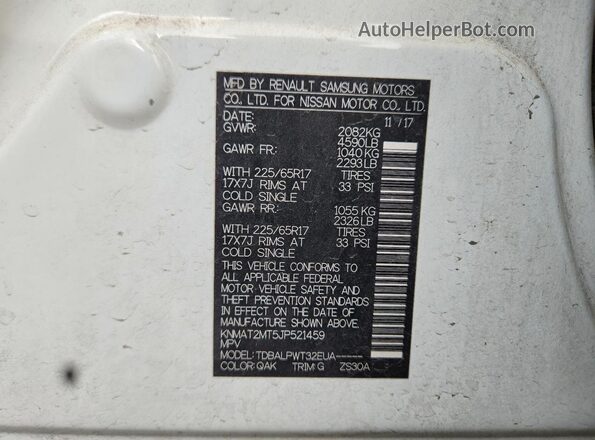 KNMAT2MT5JP521459 2018 NISSAN ROGUE White 360 interior view