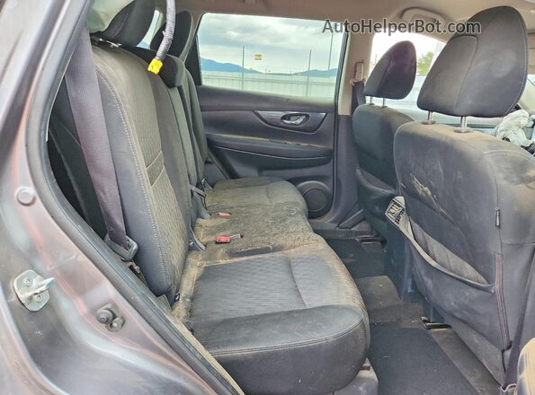 KNMAT2MT8HP522874 2017 NISSAN ROGUE Silver Rear seats view