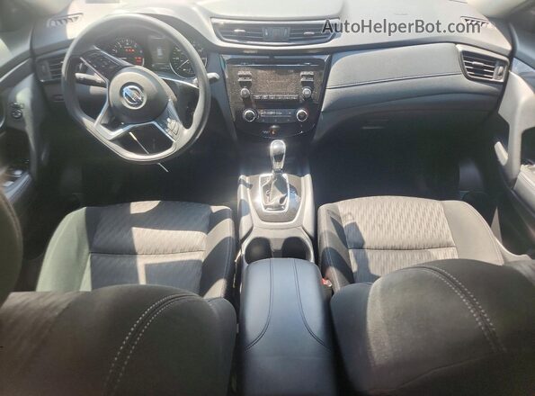 KNMAT2MT8HP617337 2017 NISSAN ROGUE Black Vista del salpicadero