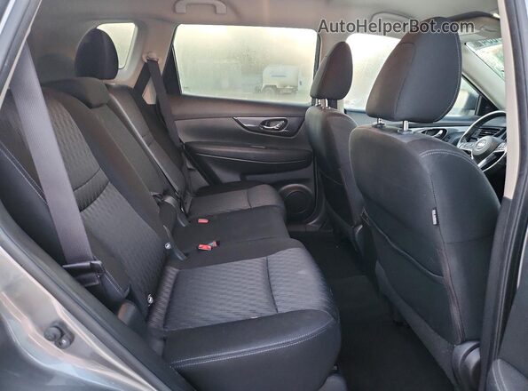 KNMAT2MT8JP502842 2018 NISSAN ROGUE Gray უკანა სალონის ხედი