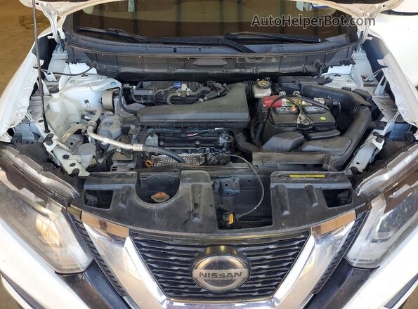 KNMAT2MT8KP560726 2019 NISSAN ROGUE White Widok wnętrza z tyłu