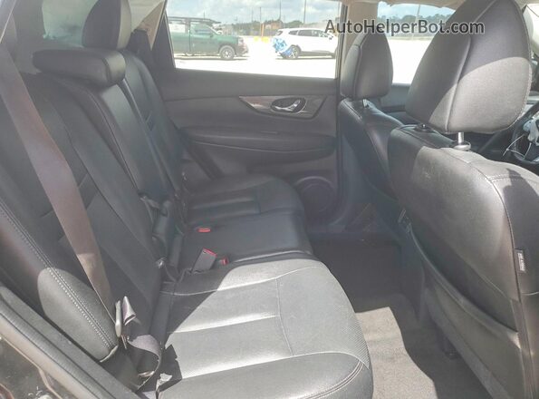 KNMAT2MT9GP701553 2016 NISSAN ROGUE Черный Вид задней части салона
