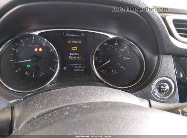 KNMAT2MT9GP717638 2016 NISSAN ROGUE Black Вид задніх сидінь
