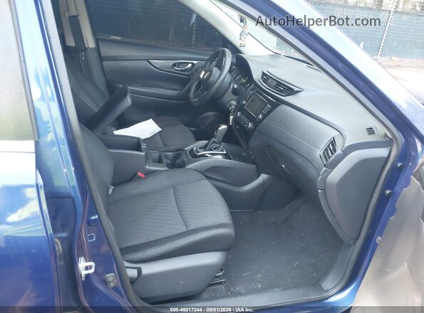 KNMAT2MT9JP531153 2018 NISSAN ROGUE Синий Вид салона спереди