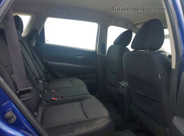 KNMAT2MTXHP594739 2017 NISSAN ROGUE Синий Вид задних сидений