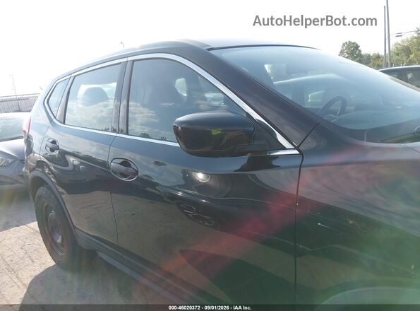 KNMAT2MV0HP569138 2017 NISSAN ROGUE Black უკანა სალონის ხედი