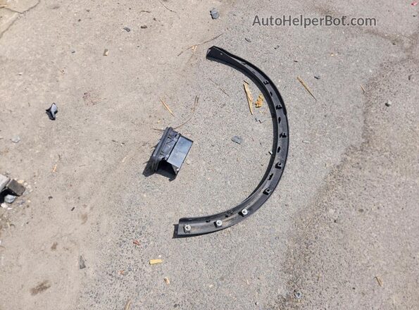 KNMAT2MV1HP571531 2017 NISSAN ROGUE Black VIN կոդի պիտակի տեսք