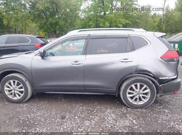 KNMAT2MV1HP572789 2017 NISSAN ROGUE Gray 360 interior view
