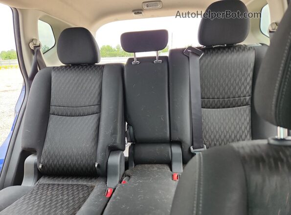 KNMAT2MV1JP613315 2018 NISSAN ROGUE Blue Vista de los asientos traseros