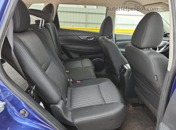 KNMAT2MV1JP613315 2018 NISSAN ROGUE Blue Vista interior trasera