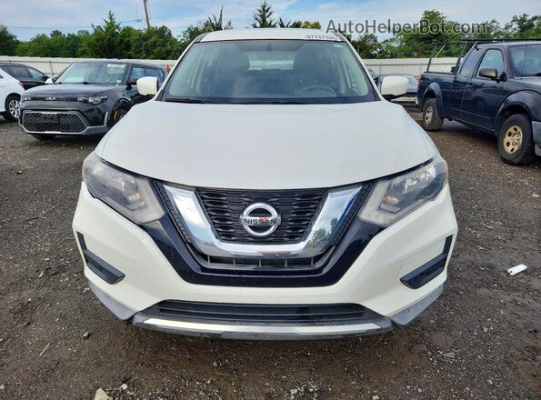 KNMAT2MV3HP551751 2017 NISSAN ROGUE White Widok z przodu