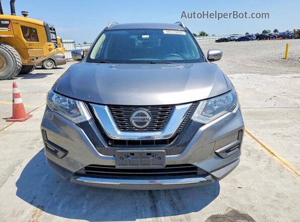 KNMAT2MV6JP623208 2018 NISSAN ROGUE Gray Front view