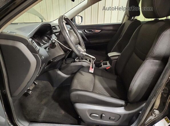 KNMAT2MVXHP546627 2017 NISSAN ROGUE Black Front interior view