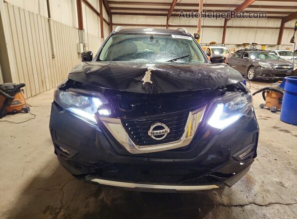 KNMAT2MVXHP546627 2017 NISSAN ROGUE Black Front view
