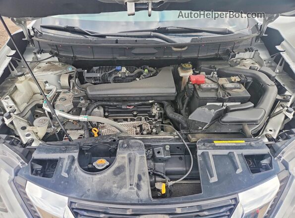 KNMAT2MVXJP507753 2018 NISSAN ROGUE Silver ძრავის განყოფილების ხედი