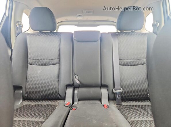 KNMAT2MVXJP507753 2018 NISSAN ROGUE Silver უკანა სავარძლების ხედი