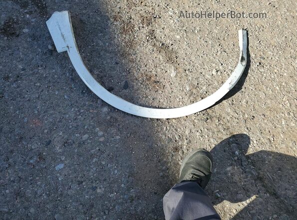 LRBFX1SA0JD057311 2018 BUICK ENVISION White Շարժիչի բաժամունքի տեսք