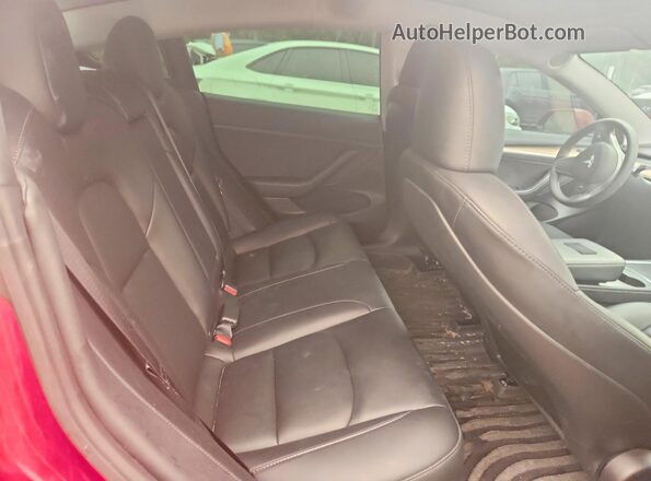 LRW3E1EB9PC924781 2023 TESLA MODEL Red უკანა სავარძლების ხედი
