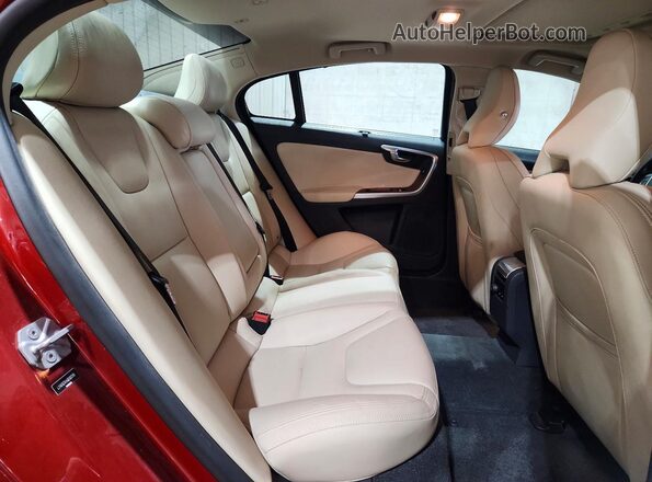 LYV612TK4GB100390 2016 VOLVO S60 Maroon უკანა სავარძლების ხედი